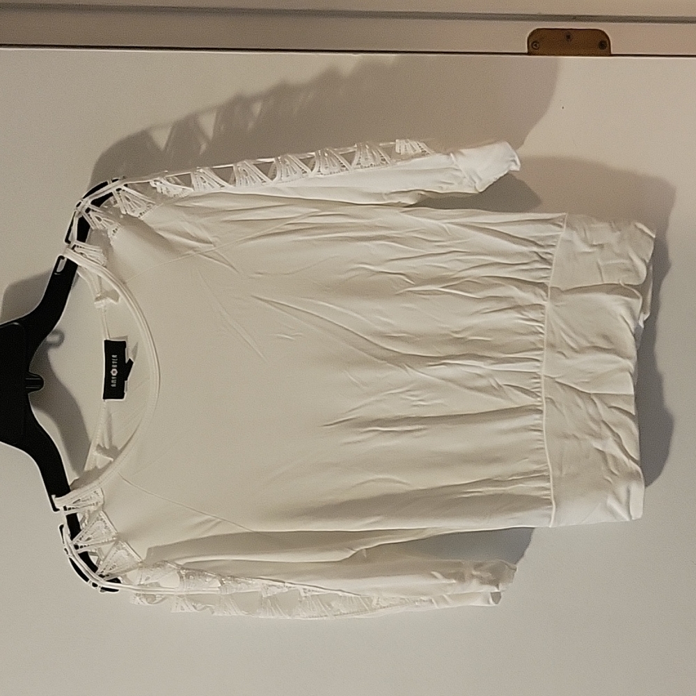 Amy Byer white dress shirt with lace down the arms